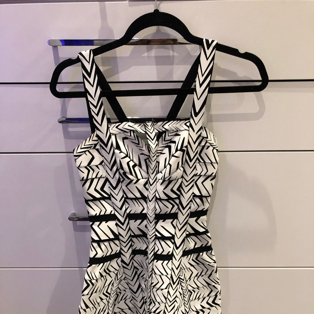 Black and white Gracia dress.